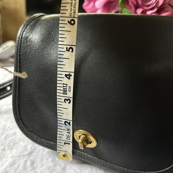 Vintage Coach Serial 9965 Black Leather with brass trimmings - Picture 10 of 13